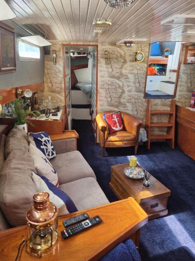 Traditional Boat Hotel Thorpe  Exterior foto