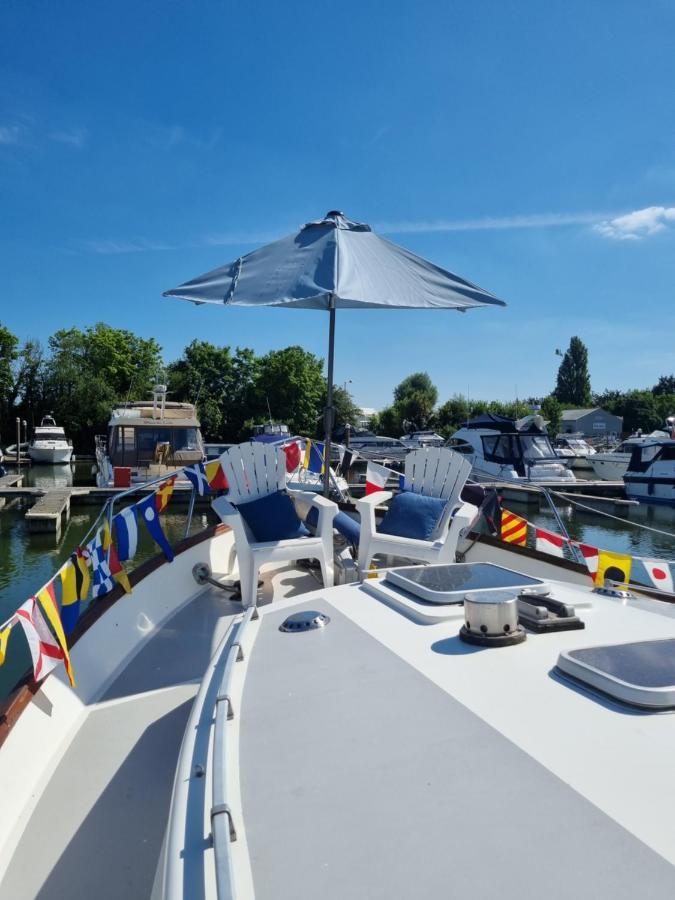 Traditional Boat Hotel Thorpe  Exterior foto